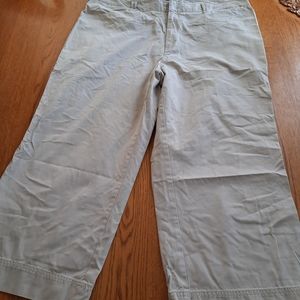 Eddie Bauer Mercer Fit Capris Khaki 20 Tall